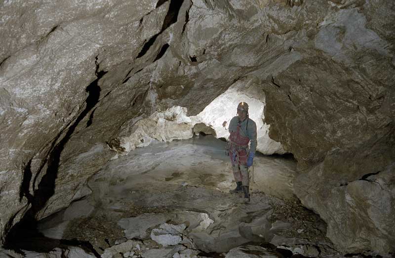 Passage at the sump, Gardener's World, Migovec Plateau (D Wilson)